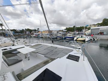 Best Price for a Catamaran TUBEROSE rental in Caribbean | Yacht4Less
