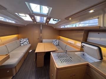 Best Price for a Sailboat Stella Marie IV rental in France | Yacht4Less