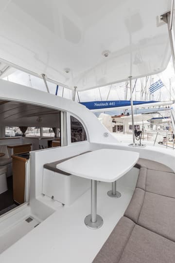 Catamaran Vienna available for yacht charter in Greece | Yacht4Less