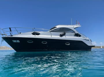 Motorboat Max 1 charter rental in Croatia | Yacht4Less