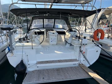 Sailboat Larimar charter rental in Greece | Yacht4Less