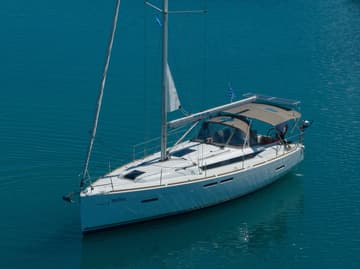 Sailboat Nirikos charter rental in Greece | Yacht4Less