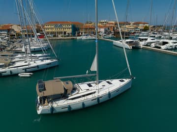 Sailboat Sirius available for yacht charter in Greece | Yacht4Less