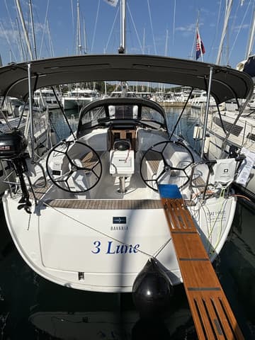 Sailboat 3 Lune charter rental in Croatia | Yacht4Less