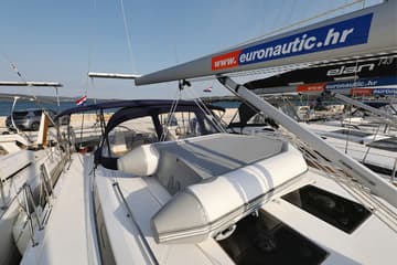 Sailboat Bella available for yacht charter in Croatia | Yacht4Less