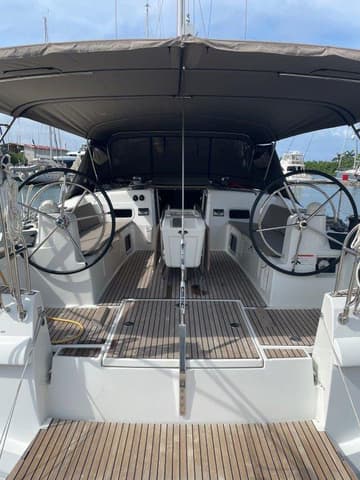 Sailboat Oxygen available for yacht charter in BVI | Yacht4Less