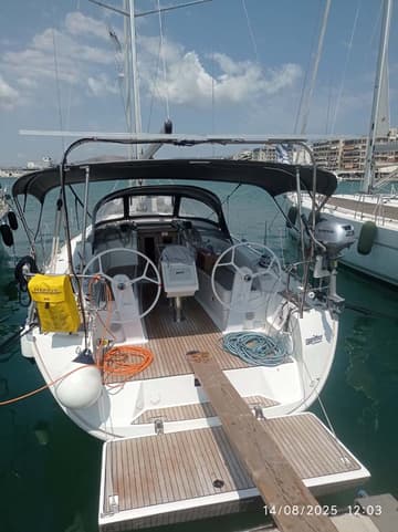 Best Price for a Sailboat Licence to chill rental in Greece | Yacht4Less