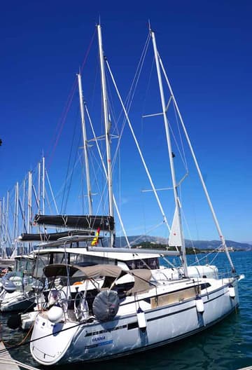 Sailboat Yanna available for yacht charter in Greece | Yacht4Less