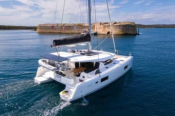 Best Price for a Catamaran Mare Tiempo rental in Croatia | Yacht4Less