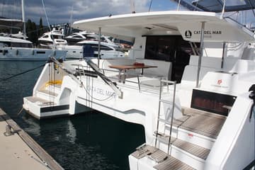 Catamaran Cata del Mar available for yacht charter in Croatia | Yacht4Less