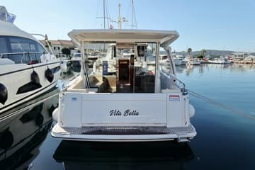 Best Price for a Motorboat Vita Bella rental in Croatia | Yacht4Less