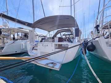 Sailboat Ella available for yacht charter in Croatia | Yacht4Less