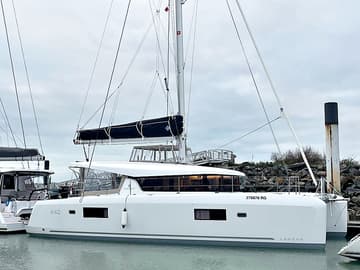 Catamaran Sailing Breeze charter rental in Croatia | Yacht4Less