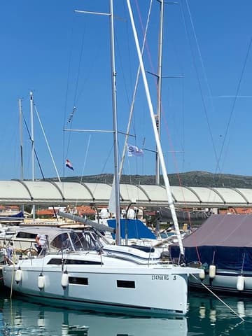 Sailboat Ka Nani charter rental in Croatia | Yacht4Less