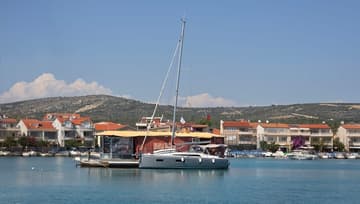 Best Price for a Sailboat Loy rental in Croatia | Yacht4Less