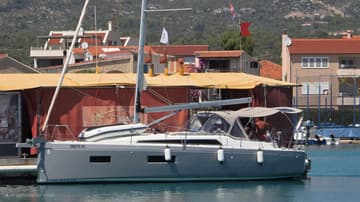 Sailboat Loy available for yacht charter in Croatia | Yacht4Less
