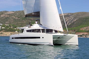Catamaran Schrödinger's charter rental in BVI | Yacht4Less