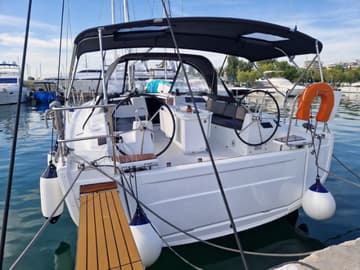 Sailboat Marilena available for yacht charter in Greece | Yacht4Less