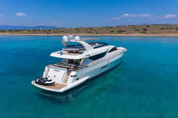 Luxury Yacht Freedom available for yacht charter in Greece | Yacht4Less