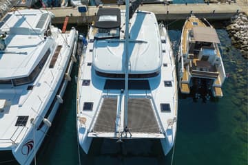 Best Price for a Catamaran Lipstick rental in Croatia | Yacht4Less