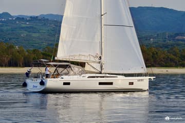 Sailboat Selinde charter rental in Italy | Yacht4Less