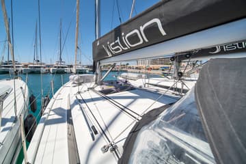 Best Price for a Sailboat Henry Every rental in Greece | Yacht4Less