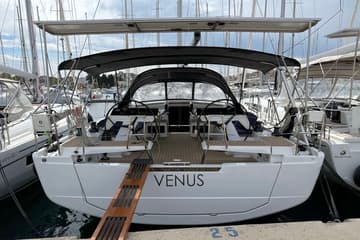 Sailboat Venus available for yacht charter in Croatia | Yacht4Less