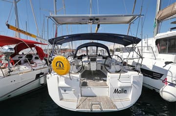 Sailboat Malin charter rental in Croatia | Yacht4Less