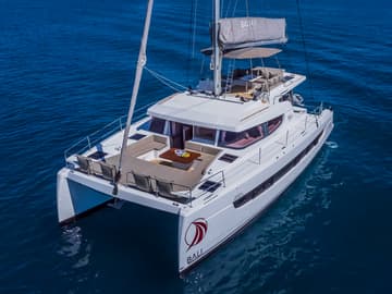 Best Price for a Catamaran Manul rental in Croatia | Yacht4Less