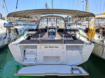 Sailboat No Worries available for yacht charter in Croatia | Yacht4Less