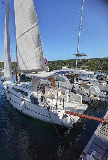 Sailboat Apolonia charter rental in Croatia | Yacht4Less