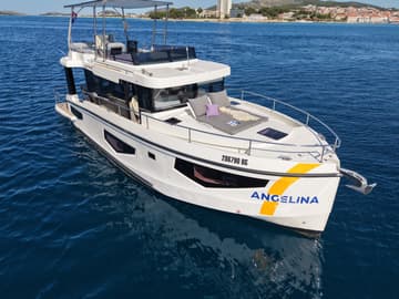 Best Price for a Motorboat Mackata rental in Croatia | Yacht4Less