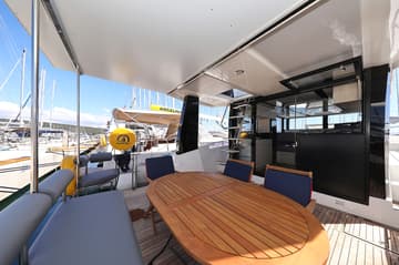 Motorboat Time Out available for yacht charter in Croatia | Yacht4Less