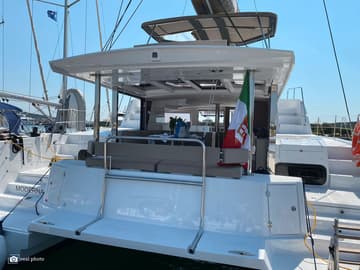 Catamaran Moderna charter rental in Italy | Yacht4Less