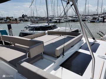 Catamaran Moderna available for yacht charter in Italy | Yacht4Less