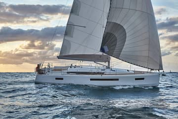 Sailboat Pnoe charter rental in Greece | Yacht4Less