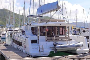 Catamaran Stellar available for yacht charter in BVI | Yacht4Less
