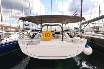 Sailboat Sea Breeze charter rental in Croatia | Yacht4Less