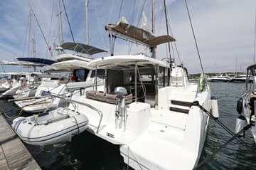 Best Price for a Catamaran Sea Lounge rental in Croatia | Yacht4Less