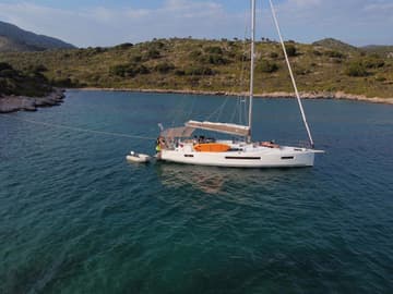 Best Price for a Sailboat Helia rental in Greece | Yacht4Less