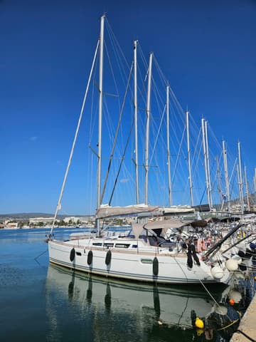 Best Price for a Sailboat Triton rental in Greece | Yacht4Less