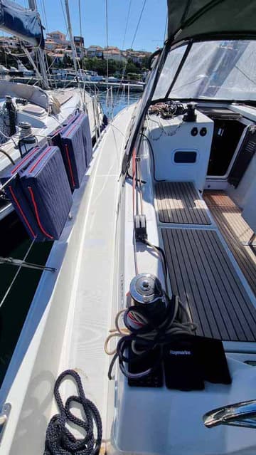 Sailboat Bella Mia available for yacht charter in Italy | Yacht4Less