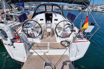 Sailboat Capraia charter rental in Italy | Yacht4Less