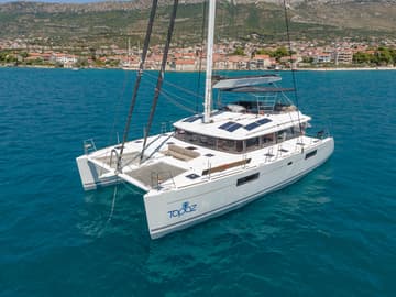 Catamaran Topaz charter rental in Croatia | Yacht4Less