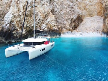 Best Price for a Catamaran Aktaia rental in Greece | Yacht4Less