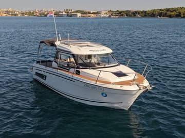 Motorboat Medolino charter rental in Croatia | Yacht4Less