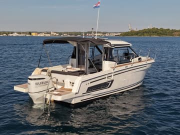 Best Price for a Motorboat Medolino rental in Croatia | Yacht4Less