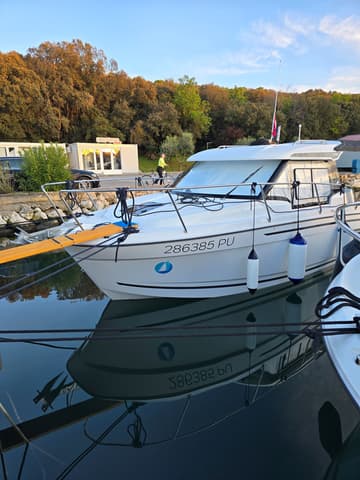 Best Price for a Motorboat Medolino rental in Croatia | Yacht4Less