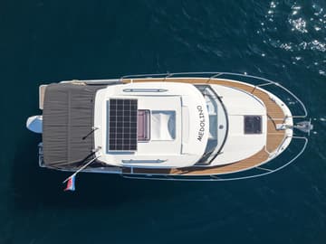 Motorboat Medolino available for yacht charter in Croatia | Yacht4Less
