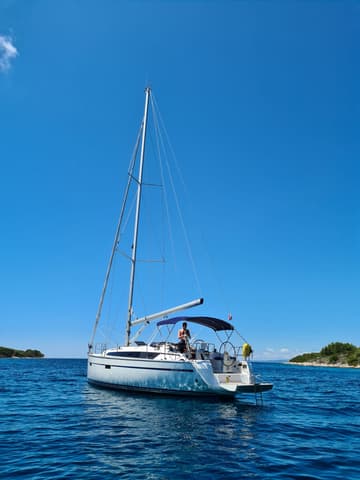 Sailboat Lana 3 charter rental in Croatia | Yacht4Less